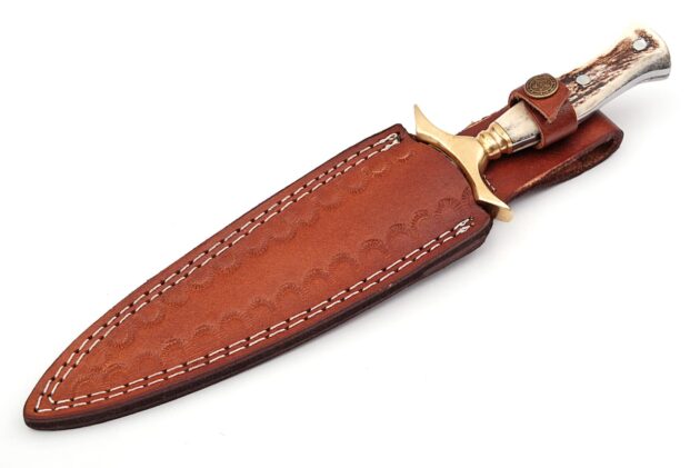 Premium Handcrafted Hunting Dagger – Stag Horn Handle & Brass - Image 2
