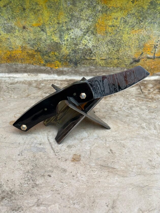 High Premium Handcrafted Damascus Black Handle Cigar Cutter