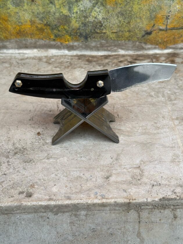 High Premium Handcrafted Damascus Black Handle Cigar Cutter - Image 2