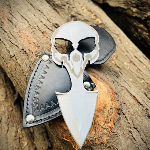 Ergonomically shaped grip, forged high utility Dagger