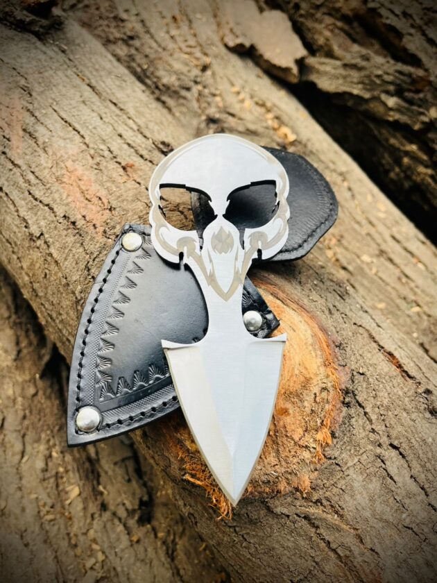 Ergonomically shaped grip, forged high utility Dagger